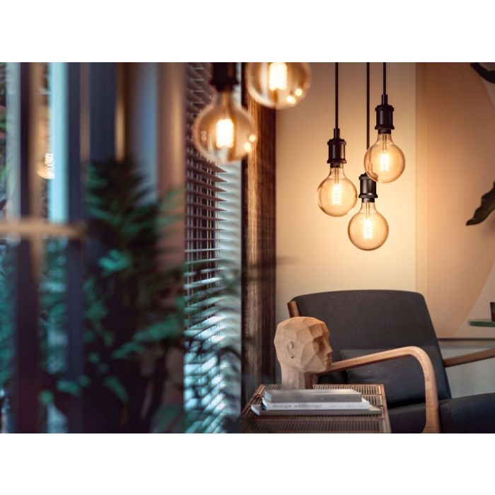 PHILIPS HUE WHITE ÄLYLAMPPU FILAMENT 7W G93 E27 550L 2100K