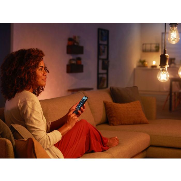 PHILIPS HUE WHITE ÄLYLAMPPU FILAMENT 7W G93 E27 550L 2100K