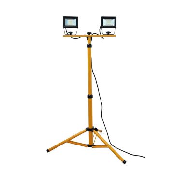 LED MAX TYÖVALAISIN SLIM MAX LED 2X30W 2X2400LM IP44, TRIPOD-JA